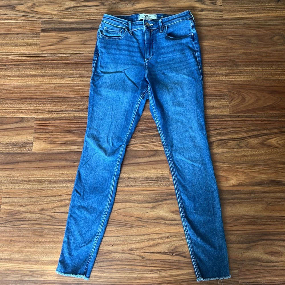 Hollister High Rise Skinny Jeans